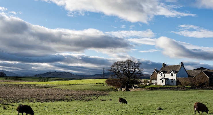 What do I need to qualify for an agricultural mortgage?